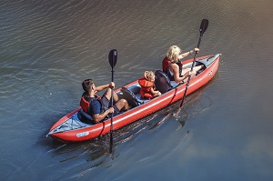 Paddles for inflatable kayaks