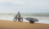 Reacha Sport Beach trailer with surfboard