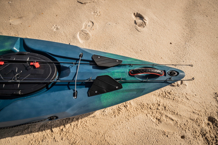 Vibe Hydra 130 features include fishing rod tip holders 